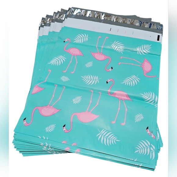 Poly Mailers Flamingo Print. 20 Count, 10" x 13" - Picture 2 of 2